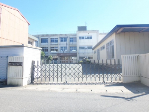 松阪市立小野江小学校（923m）