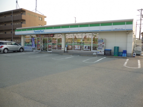 ファミリーマート 松阪インター店（243m）