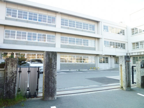 松阪市立第四小学校（778m）