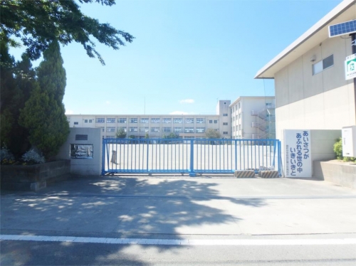 松阪市立第三小学校（1175m）