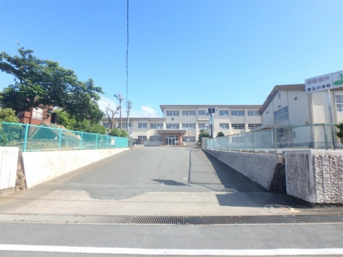 松阪市立第五小学校（177m）