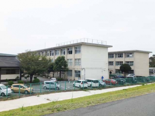 松阪市立東部中学校（2836m）
