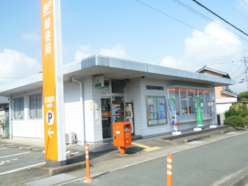 松阪徳和郵便局（842m）