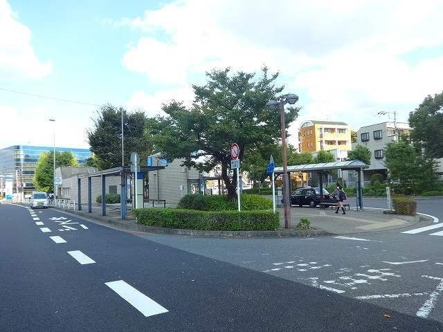 片倉町駅 763m