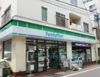 ファミリーマート世田谷北沢四丁目店