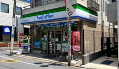 ファミリーマート渋谷神山町店