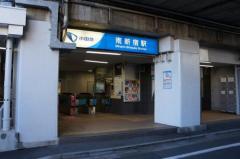 南新宿駅(小田急 小田原線)