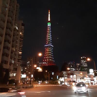 田町・三田・芝の夜空に輝く東京タワーの画像1