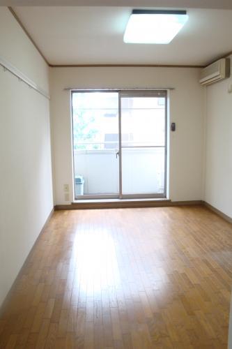 八王子駅南口徒歩5分の女性専用アパート「ハイツマイルド205号室」はが3月上旬入居可能になりました。の画像1